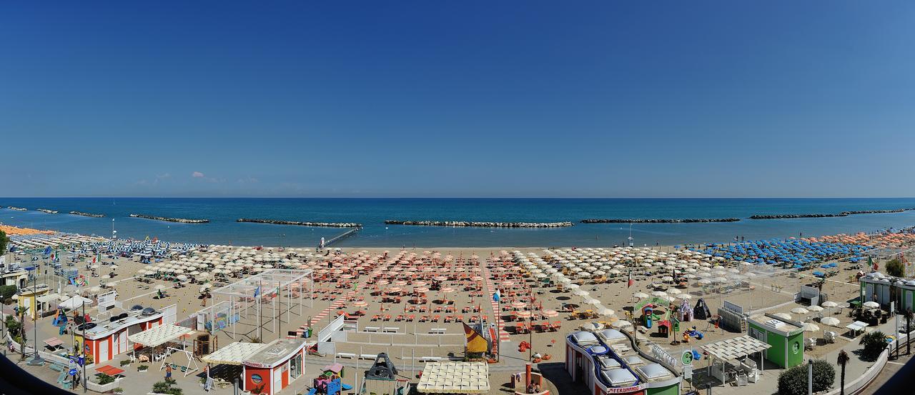 Hotel Bridge Bellaria-Igea Marina Exterior foto