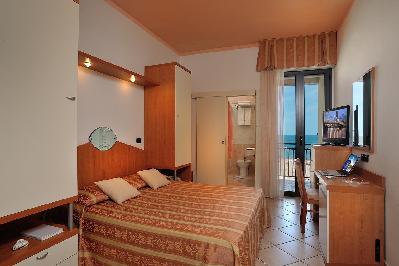 Hotel Bridge Bellaria-Igea Marina Exterior foto