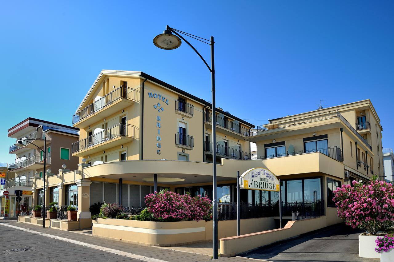 Hotel Bridge Bellaria-Igea Marina Exterior foto