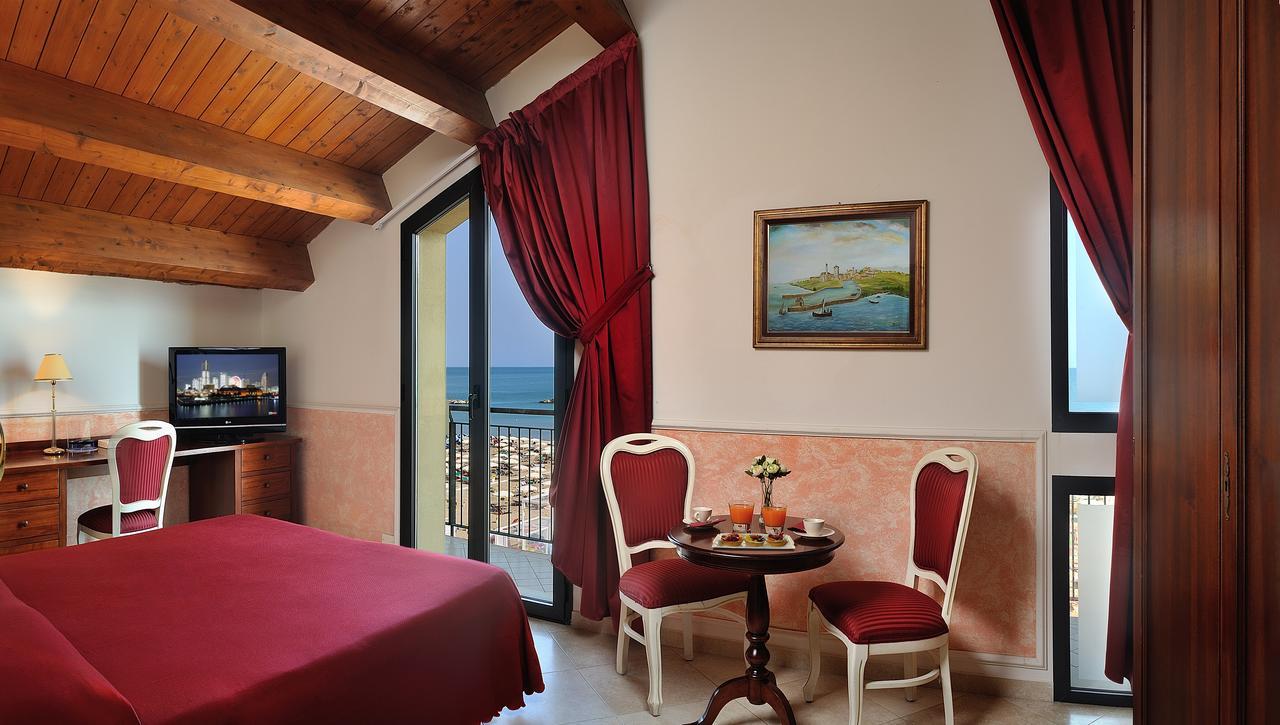Hotel Bridge Bellaria-Igea Marina Exterior foto
